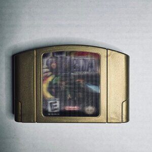 The Legend of Zelda- Majora’s Mask (Holographic Collector's Edition) Nintendo 64